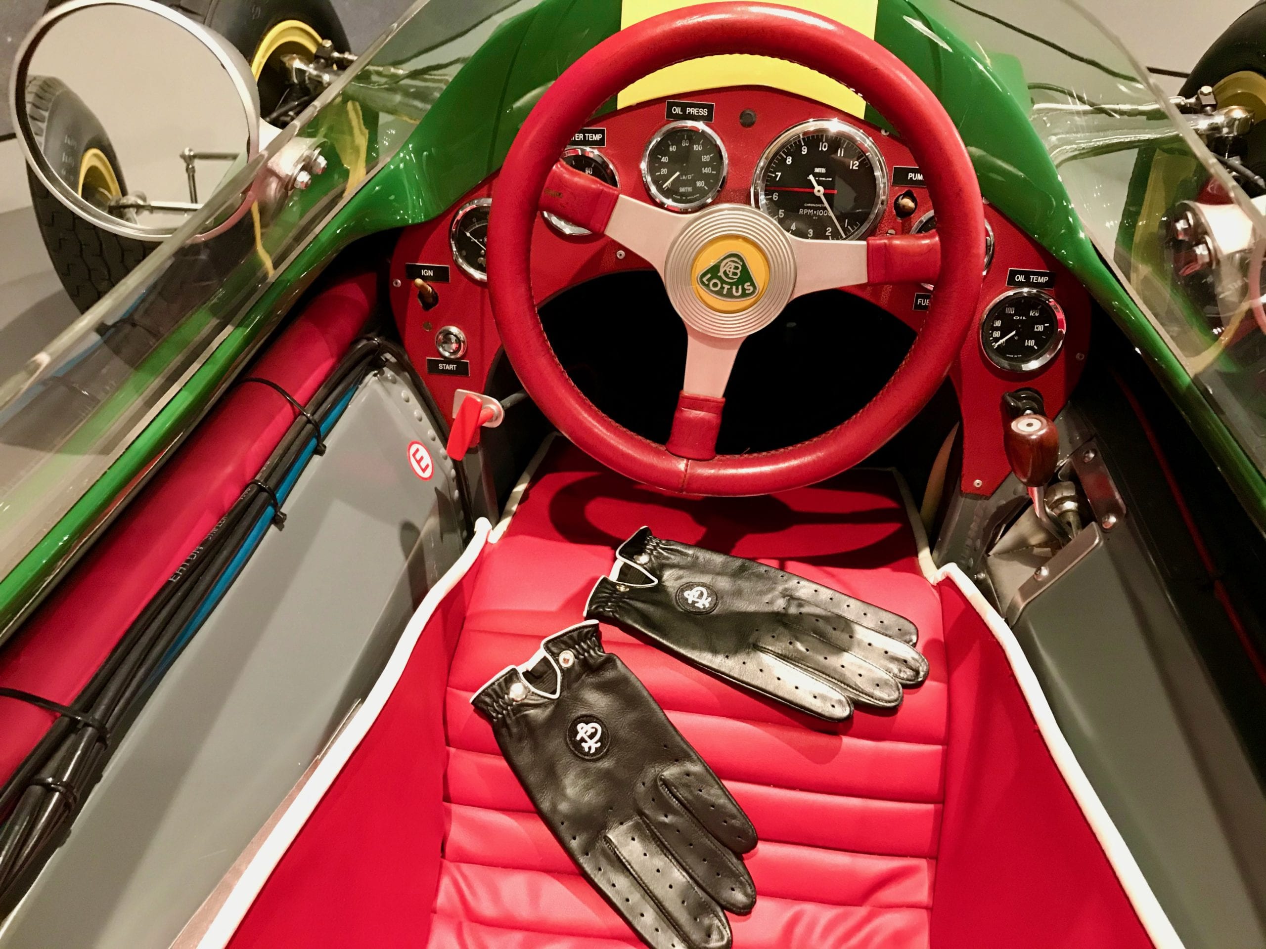 Jim Clark Driving Gloves - Black - Image 2